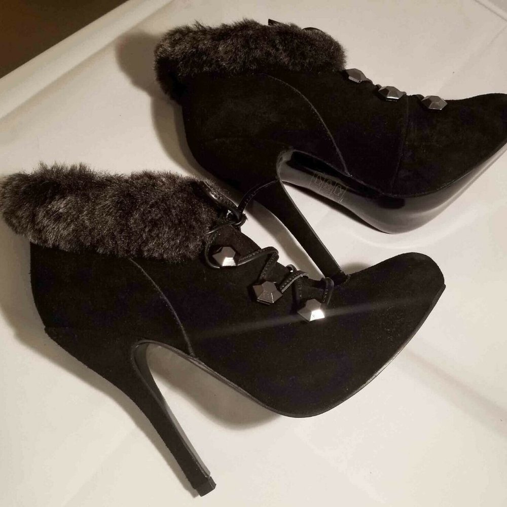 bebe Analisa Black Suede High Heel Bootie NIB